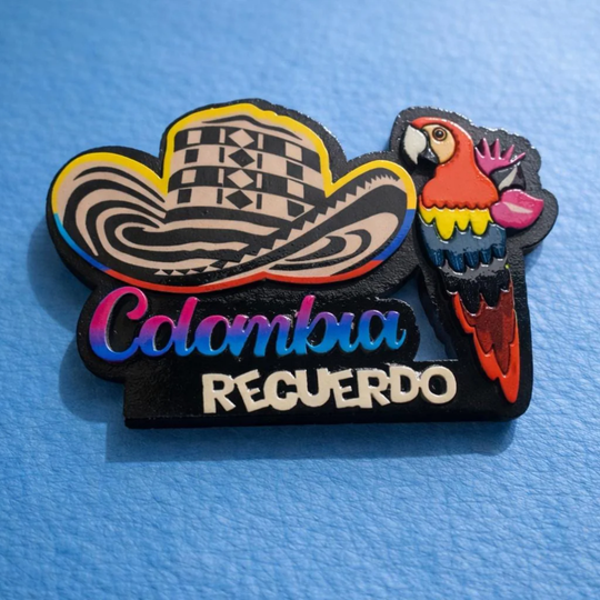 Colombia Souvenir Magnet – MDF Fridge Magnet with Sombrero Vueltiao and Colorful Parrot