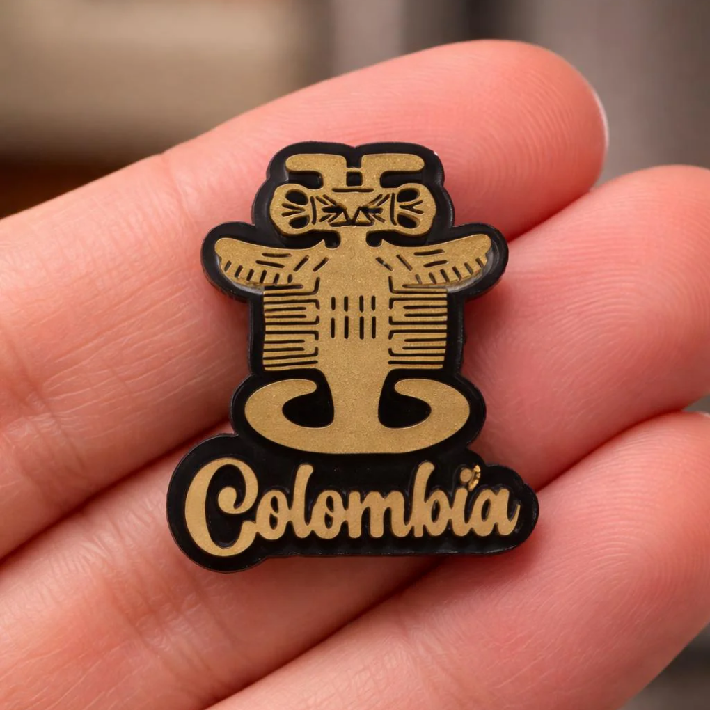 Handmade Colombian Fridge Magnet – Colorful Coffee Culture &amp; Mini Figures – Artisan Souvenir from Colombia