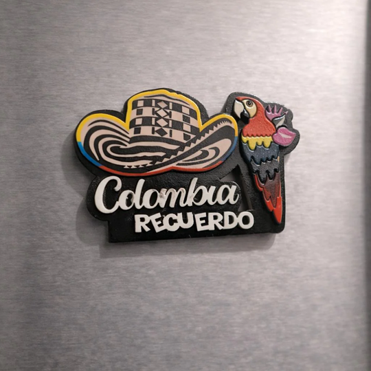 Colombia Souvenir Magnet – MDF Fridge Magnet with Sombrero Vueltiao and Colorful Parrot