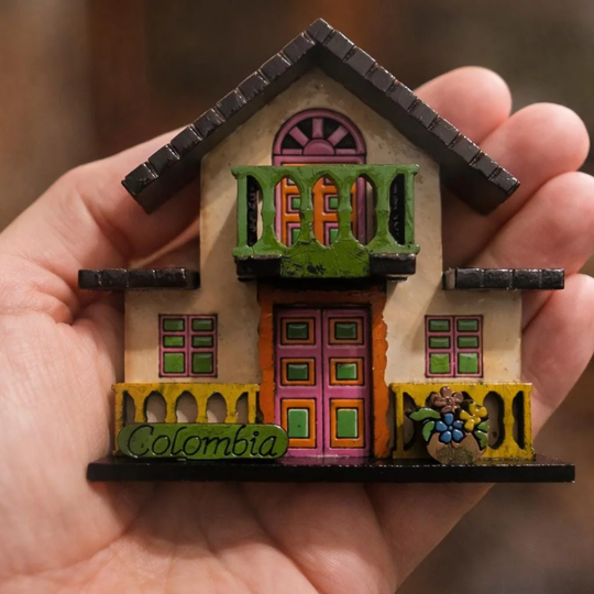 Handmade Colombian Balcony House Magnet – 3D Wooden Fridge Souvenir with Flowers