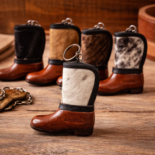 Handmade Leather Saddle Boot Keychain – Equestrian Rodeo Gift