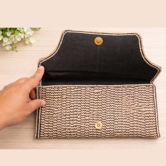 Handwoven Caña Flecha Clutch – Natural