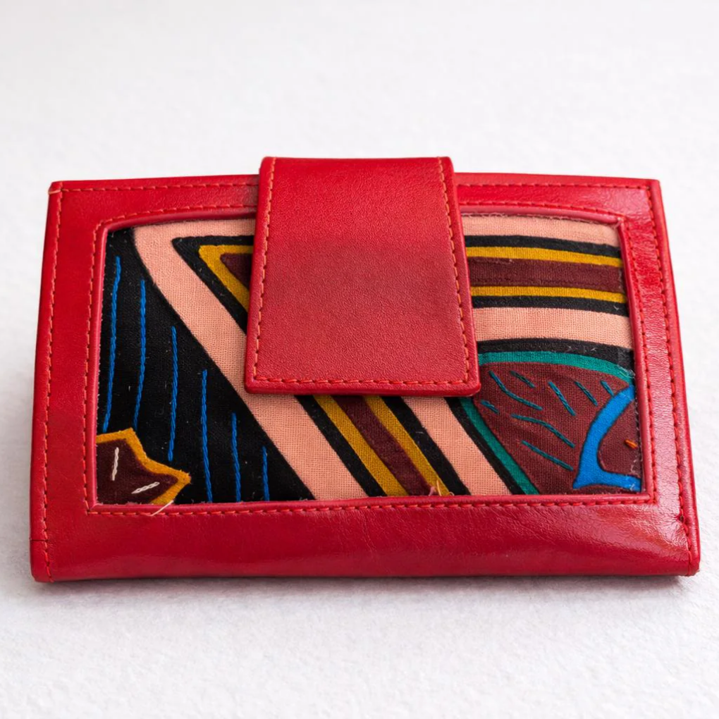 Handmade Leather Mola Bifold Wallet – Medium Women’s Artisan Purse
