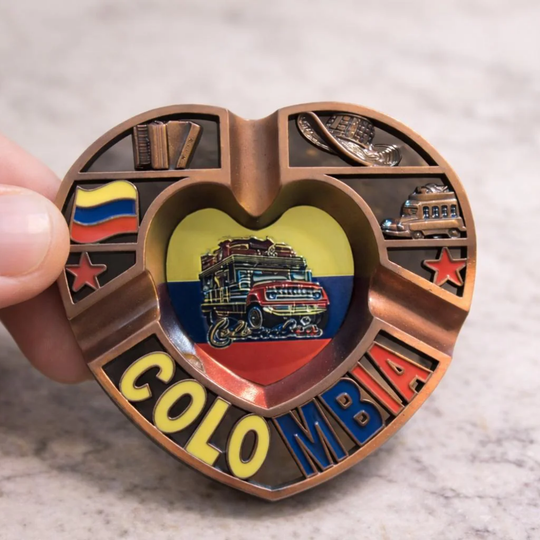 Handcrafted Colombian Heart Ashtray Magnet Metal Folk Decor with National Colors
