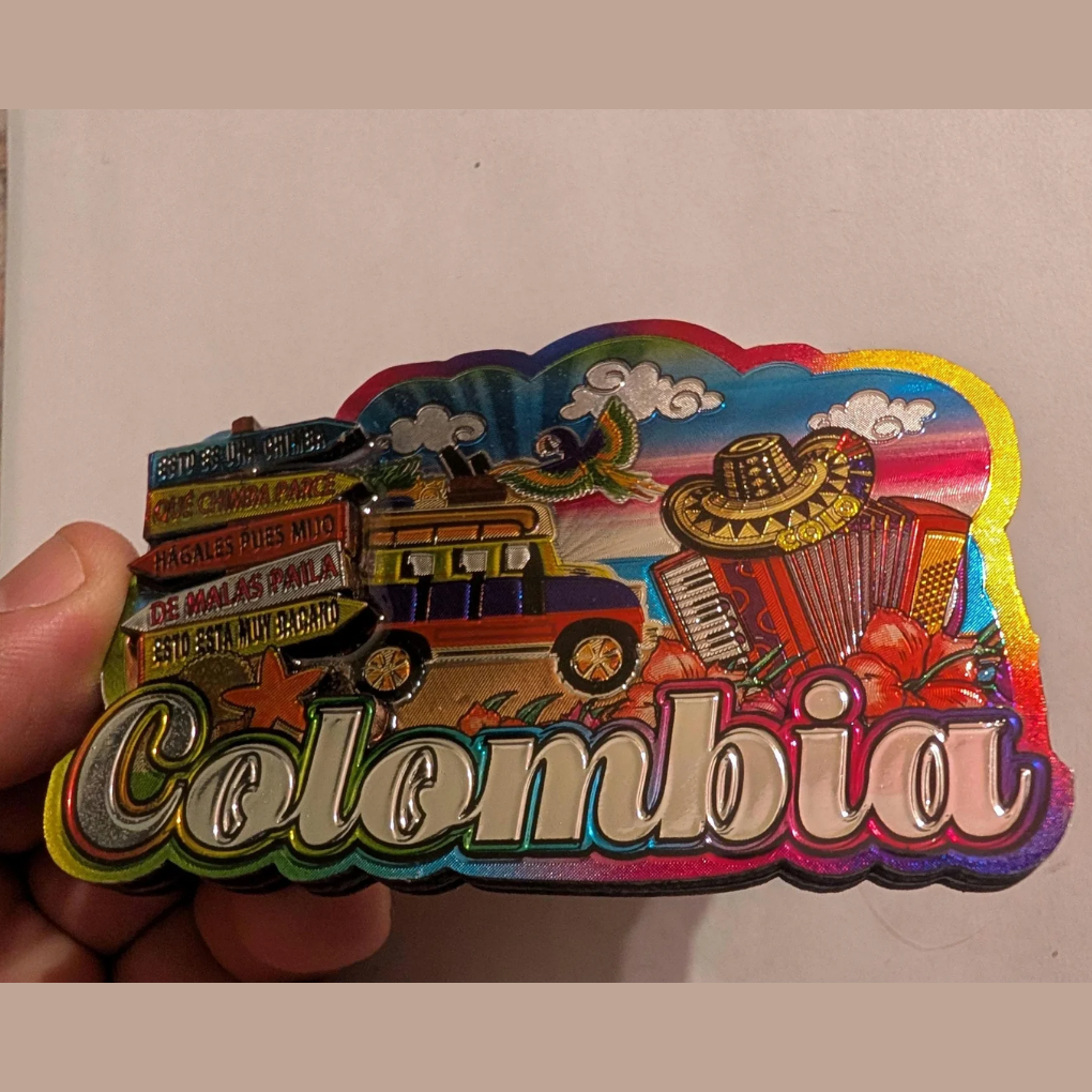 Colombia Holographic Magnet – MDF Fridge Magnet with Chiva, Sombrero Vueltiao &amp; Funny Colombian Sayings