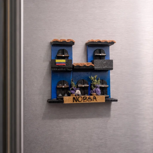Handmade Colombian Two-Story House Magnet – 3D Wooden Fridge Souvenir with Balcony and Flowers