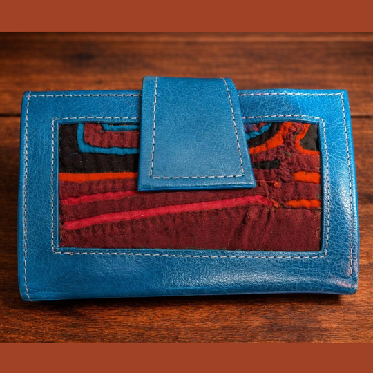 Handmade Leather Mola Wallet – Small Women’s Bifold with Guna Textile
