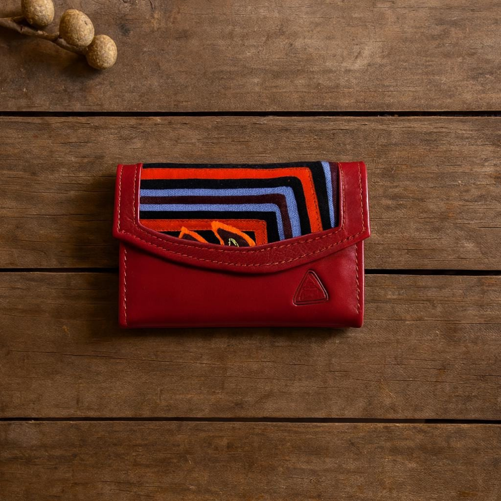 Vibrant Handmade Leather Mola Wallet – Authentic Colombian Art | Magnetic Closure, Zipper Pocket &amp; Compact Design
