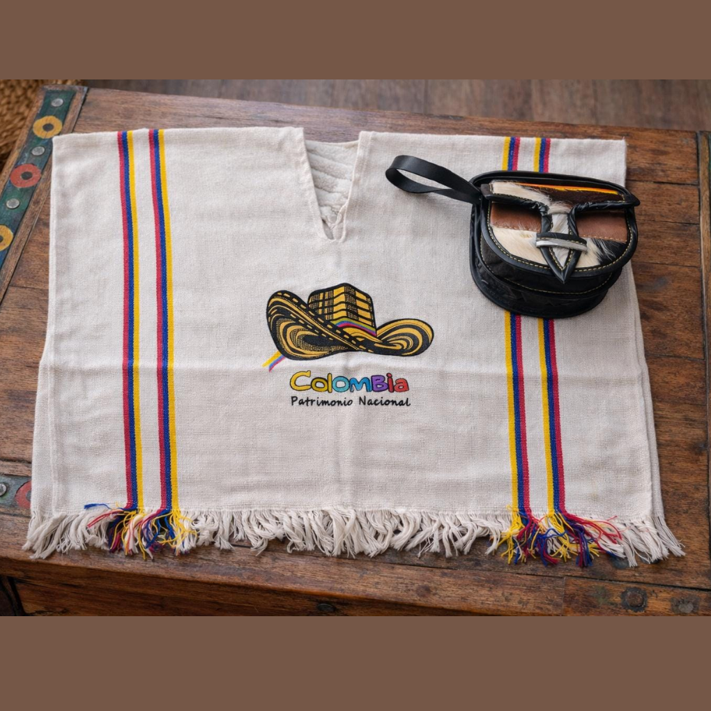 Colombian Kids Poncho Costume | Paisa Outfit for Boys Girls | Cultural Festival Outfit | Handmade Colombia Gift