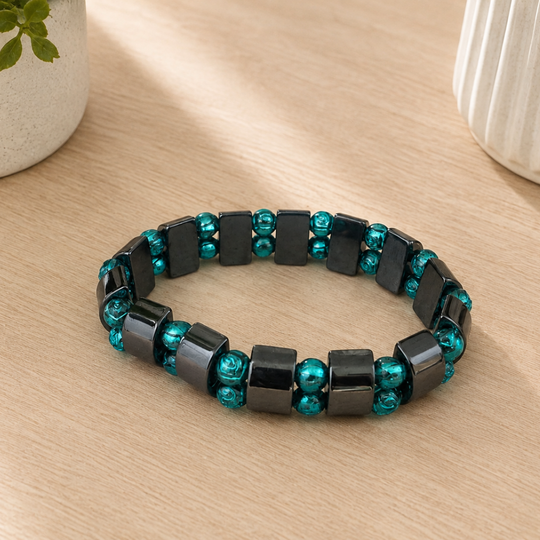 Handmade adjustable minimalist beaded unisex bracelet