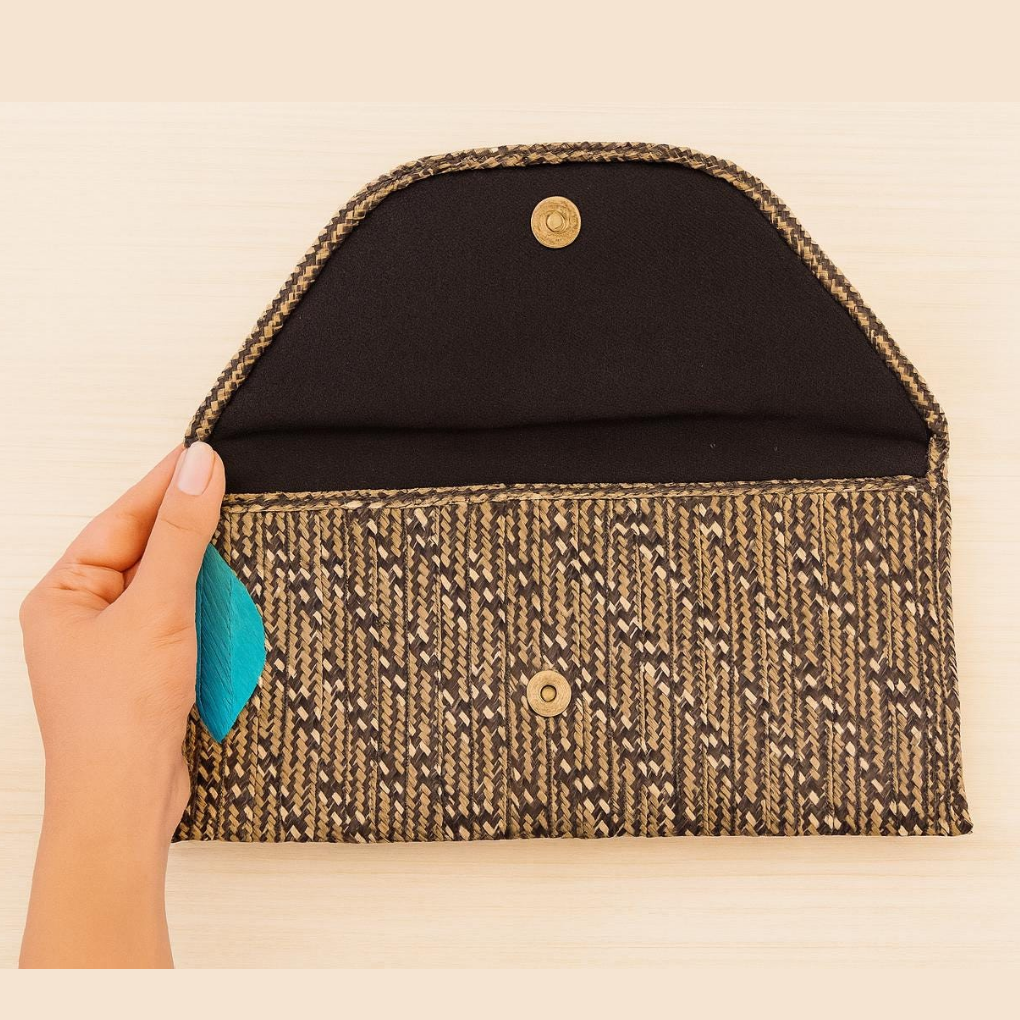 Handwoven Caña Flecha Clutch – Colombian Butterfly Purse, Eco-Friendly