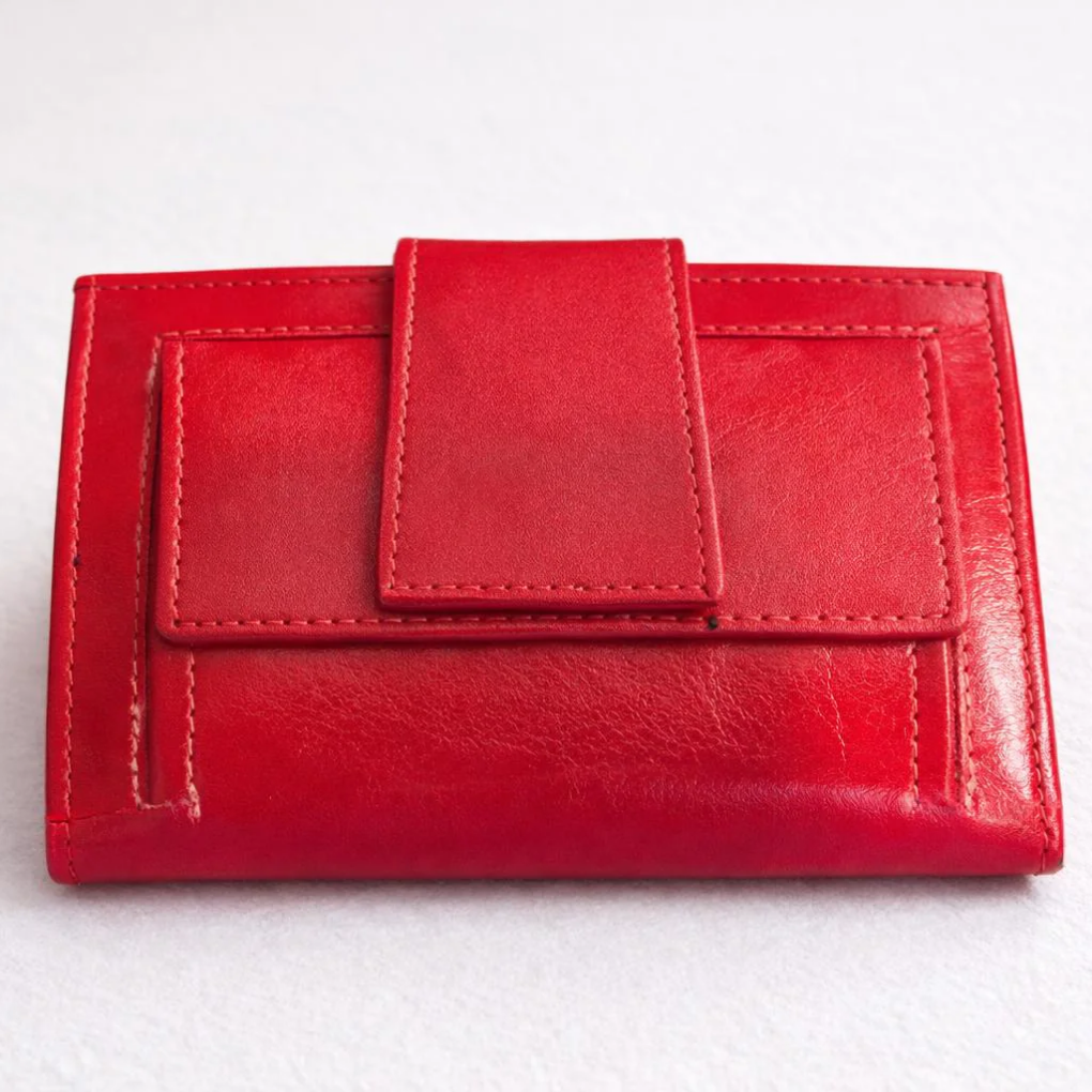 Handmade Leather Mola Bifold Wallet – Medium Women’s Artisan Purse