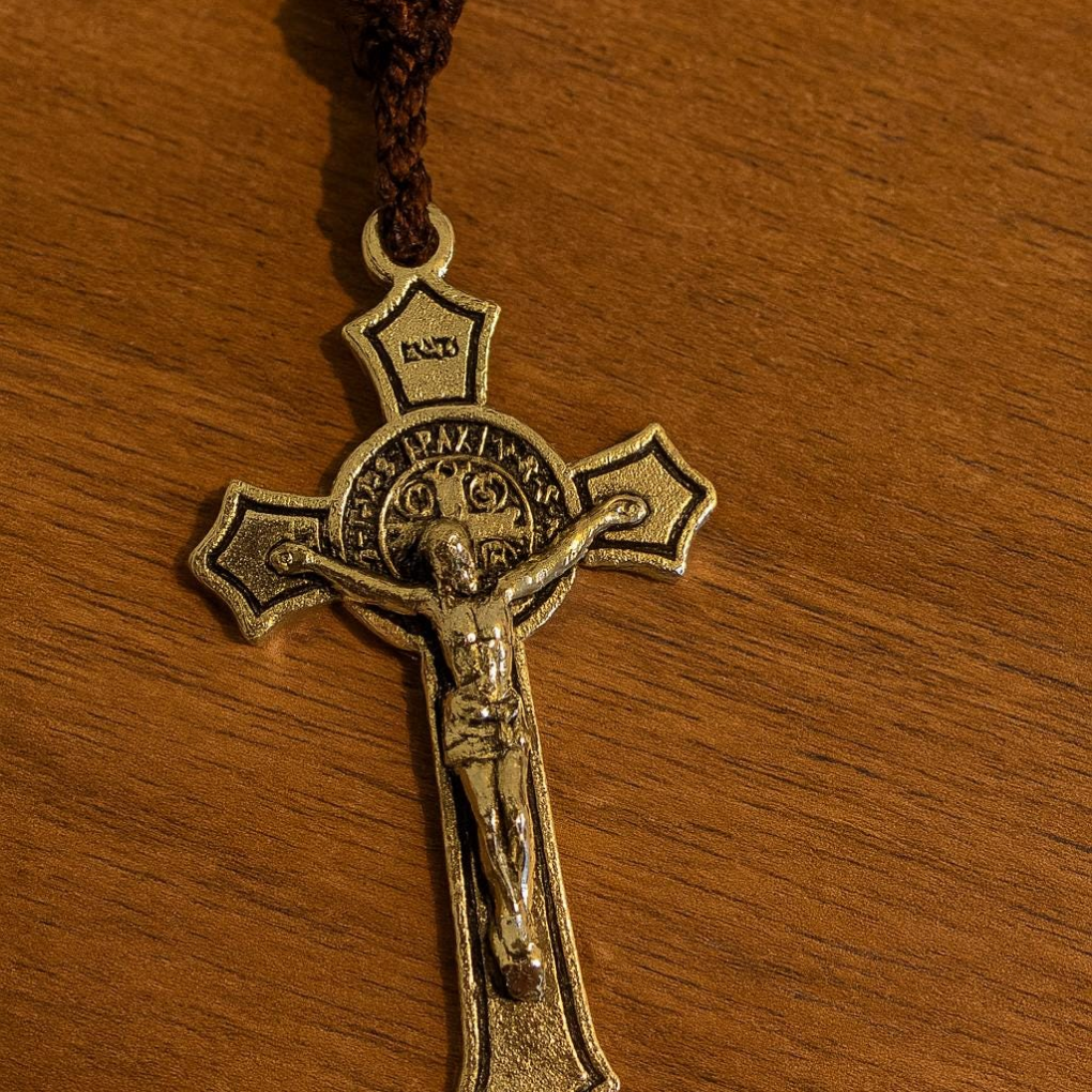Handmade Wooden Rosary – Saint Benedict Crucifix &amp; Virgin Mary Medal