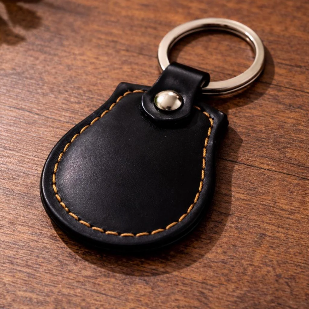 Colombian Keychain “Mi Colombia Linda” – Faux Leather Souvenir with Map and Chiva Design