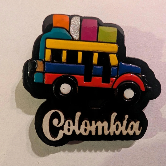 Handmade Colombian Fridge Magnet – Colorful Coffee Culture &amp; Mini Figures – Artisan Souvenir from Colombia