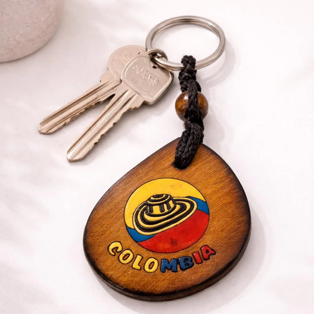 Handmade Colombian Coconut Keychain – Natural Tropical Souvenir with Toucan, Vallenato &amp; Fruit Seller Designs