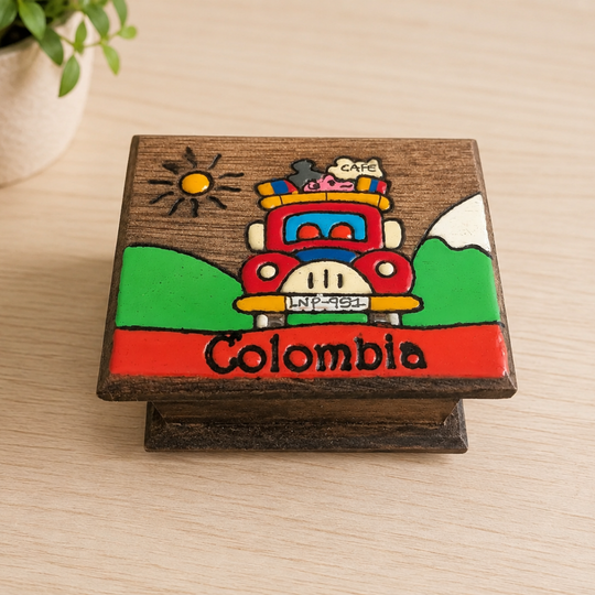 Colombian Wooden Keepsake Box Handmade Folk Decor Chiva Jeep Parrot Souvenir