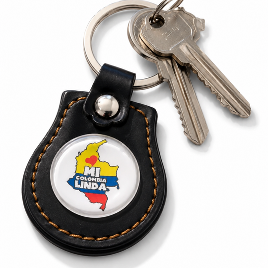 Colombian Keychain “Mi Colombia Linda” – Faux Leather Souvenir with Map and Chiva Design