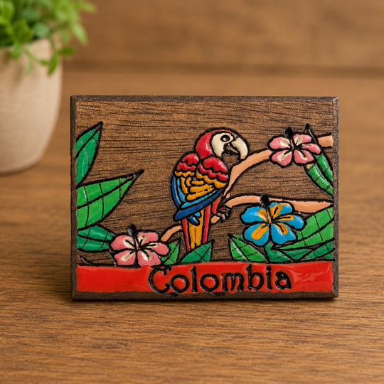 Colombian Wooden Keepsake Box Handmade Folk Decor Chiva Jeep Parrot Souvenir