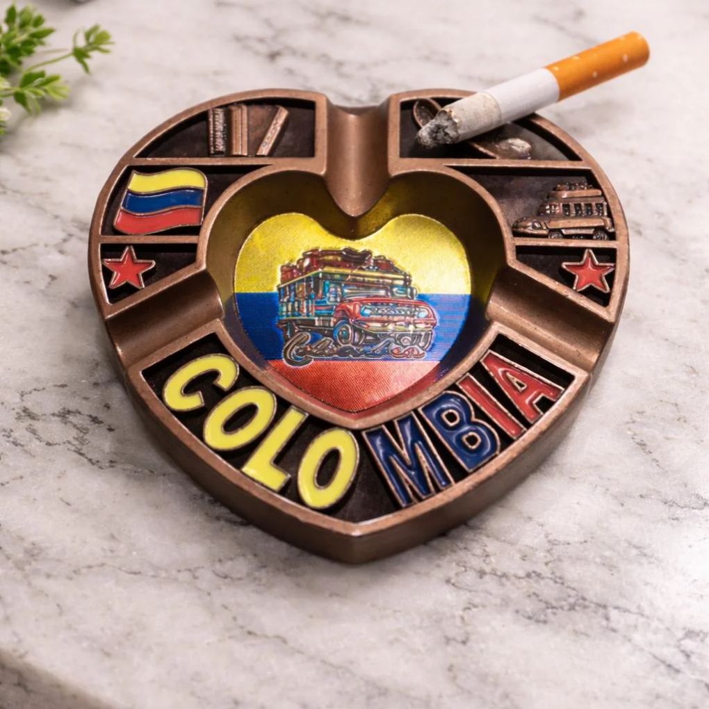 Handcrafted Colombian Heart Ashtray Magnet Metal Folk Decor with National Colors