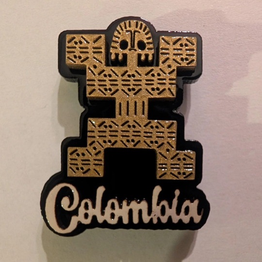 Handmade Colombian Fridge Magnet – Colorful Coffee Culture &amp; Mini Figures – Artisan Souvenir from Colombia