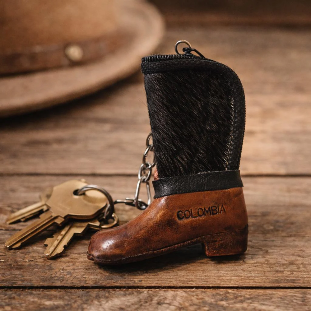 Handmade Leather Saddle Boot Keychain – Equestrian Rodeo Gift
