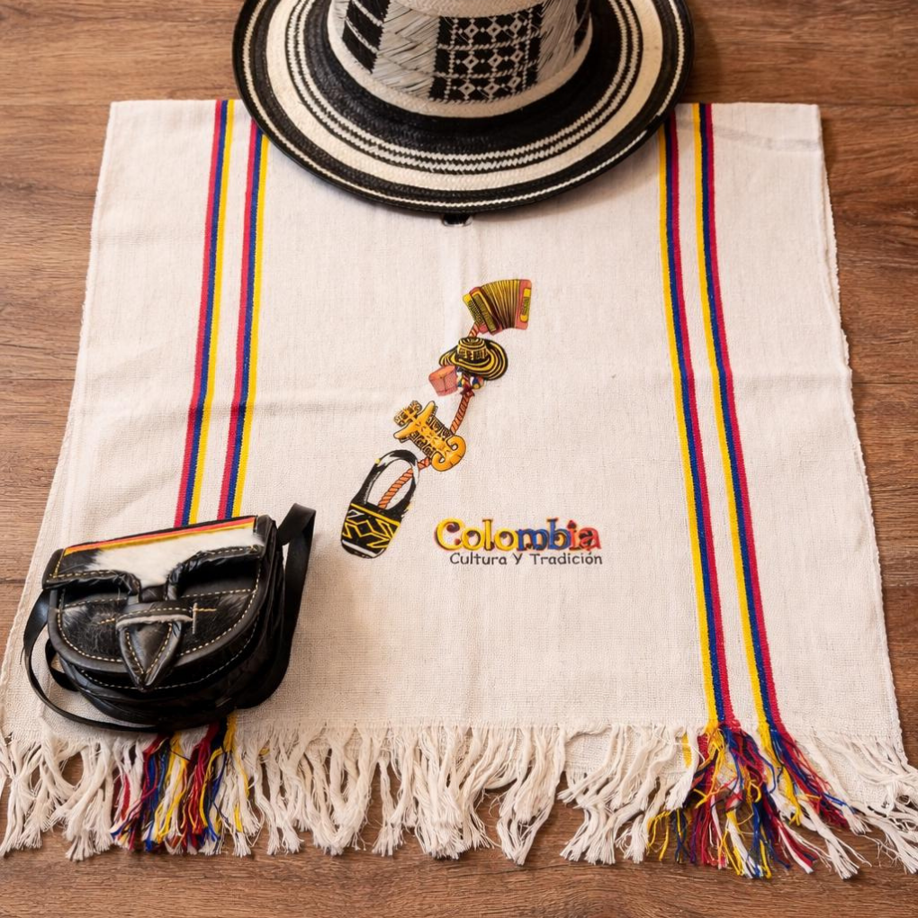 Colombian Kids Costume Outfit | Sombrero Vueltiao Hat Poncho Carriel Set | Hispanic Heritage Costume