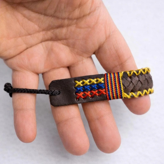 Handmade Colombian Leather Bracelet | Wide Braided Tricolor Artisan Wristband